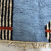 Traditional hand-woven Berber rug, size 150 x 250 cm