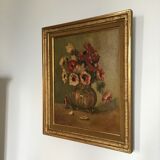 Old bouquet of anemones