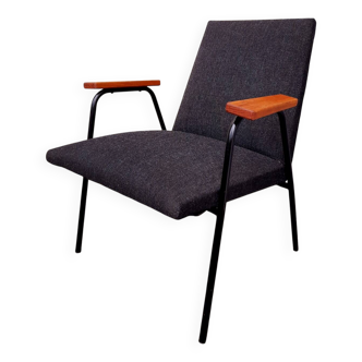 “Robert” armchair by Pierre Guariche.