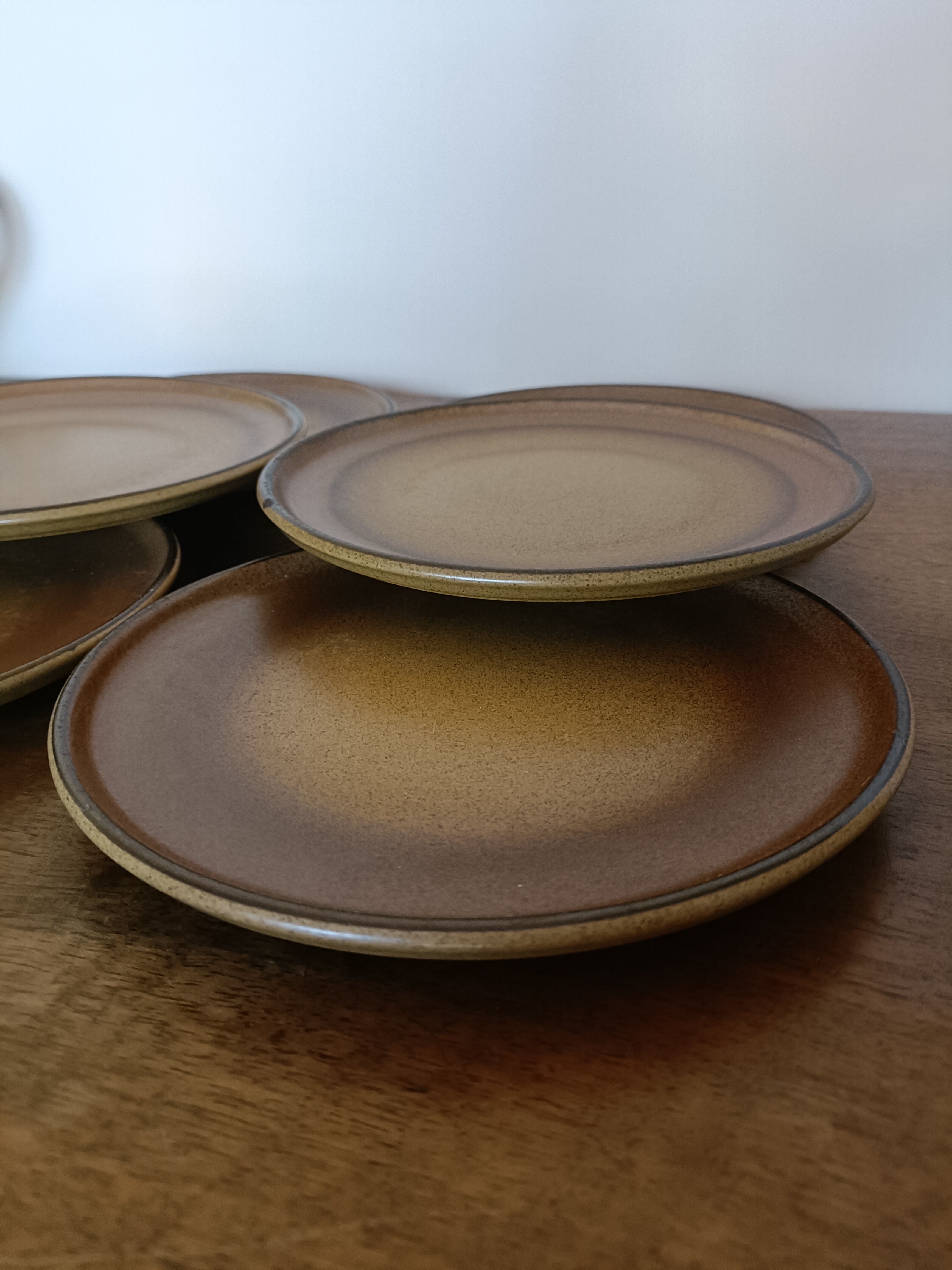 Dessert plates in Rigny sandstone