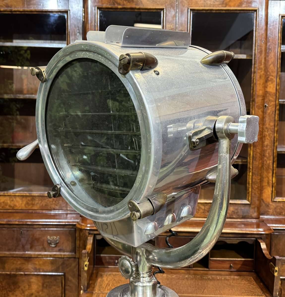 Modern marine style spotlight floor lamp