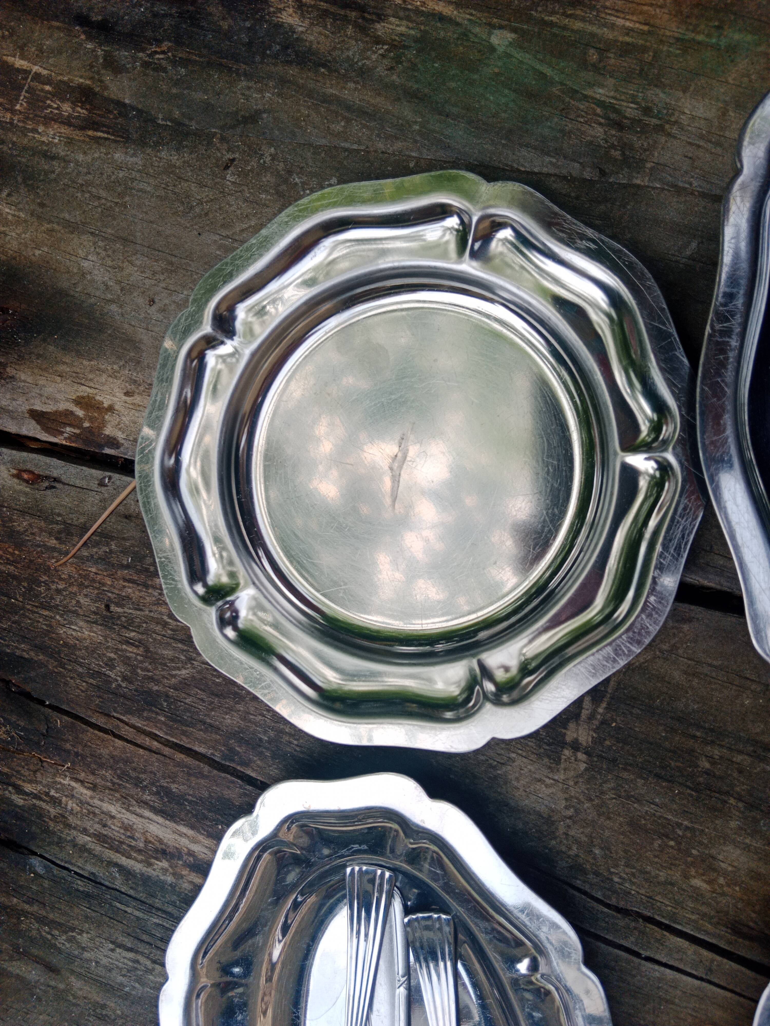 Small vintage platters and presentation forks