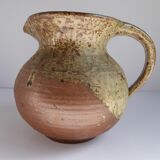 Signed vernissé sandstone pitcher