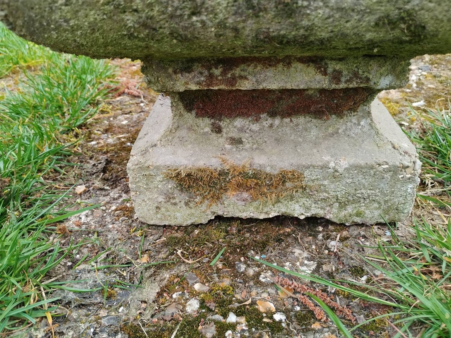 Pair of vintage antique stone Medici planters