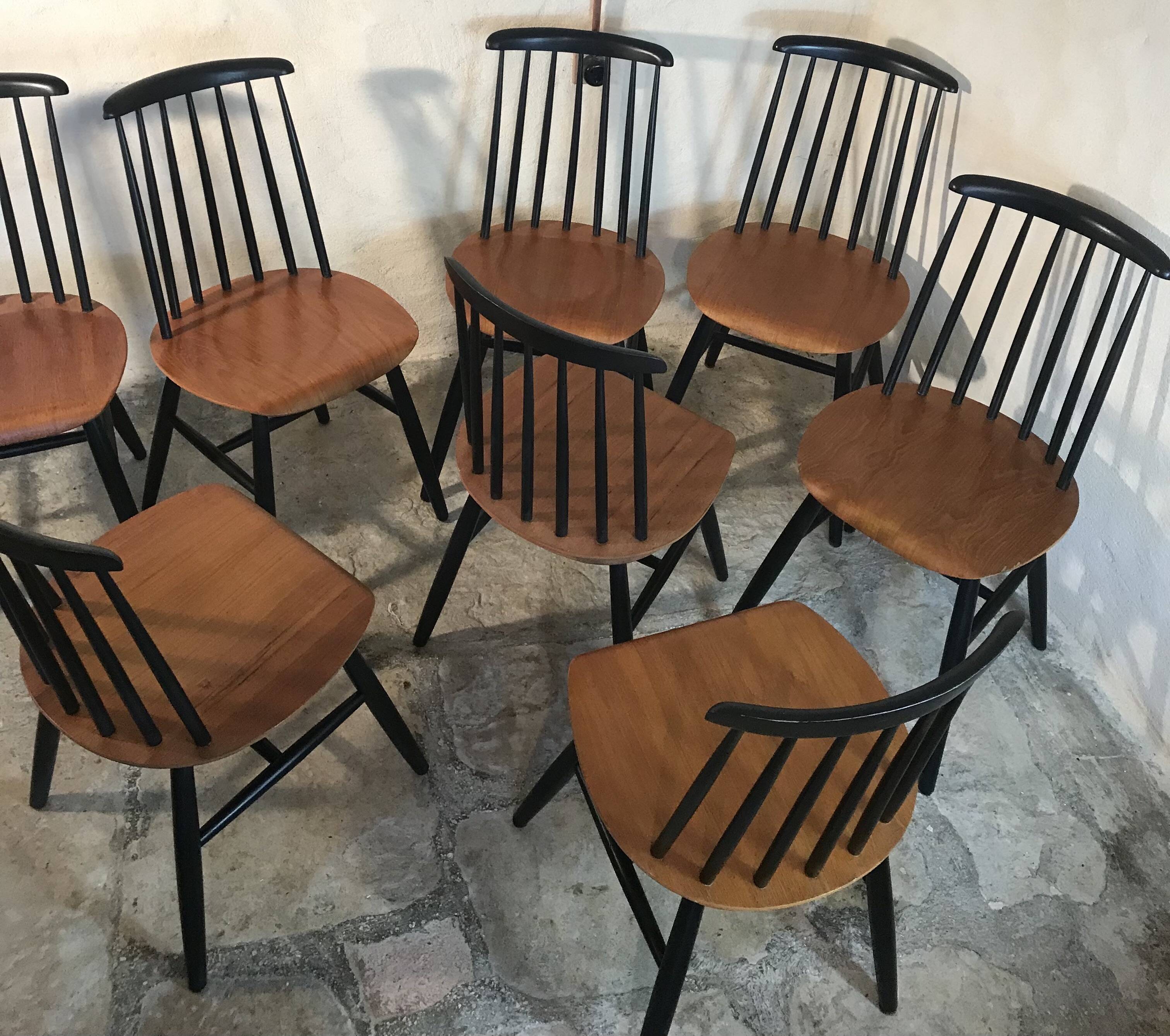 Set of 8 Scandinavian vintage Tapiovaara chairs