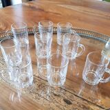 9 tasses à café en verre années 70
