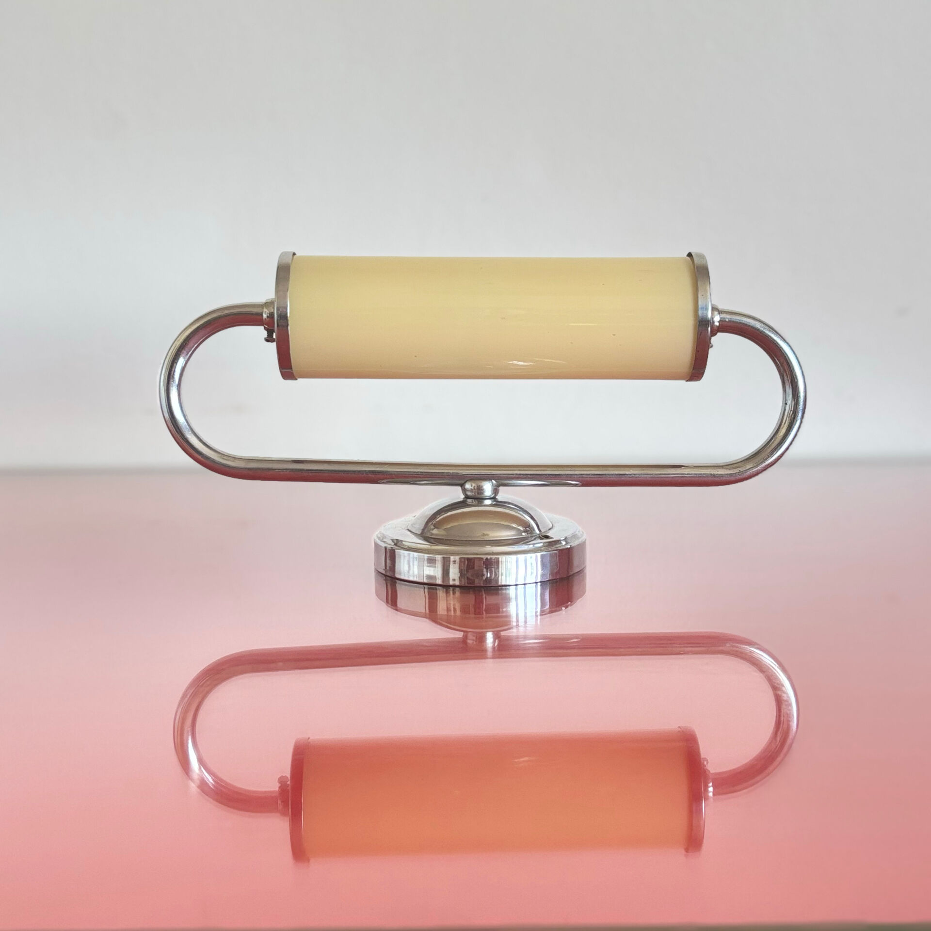 Functionalist wall lamp, Czexhoslovakia