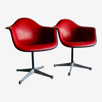 Paire de fauteuils de Charles & Ray Eames édition Herman Miller, USA