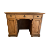 Large desk