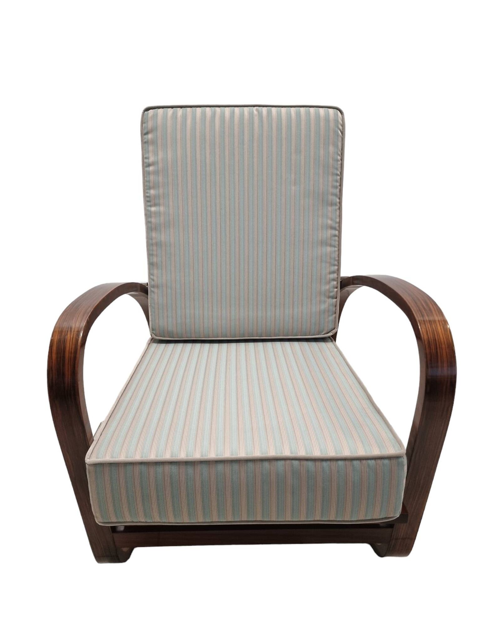 Adjustable H-70 Walnut Bentwood Lounge Chair by Jindrich Halabala, 1930s