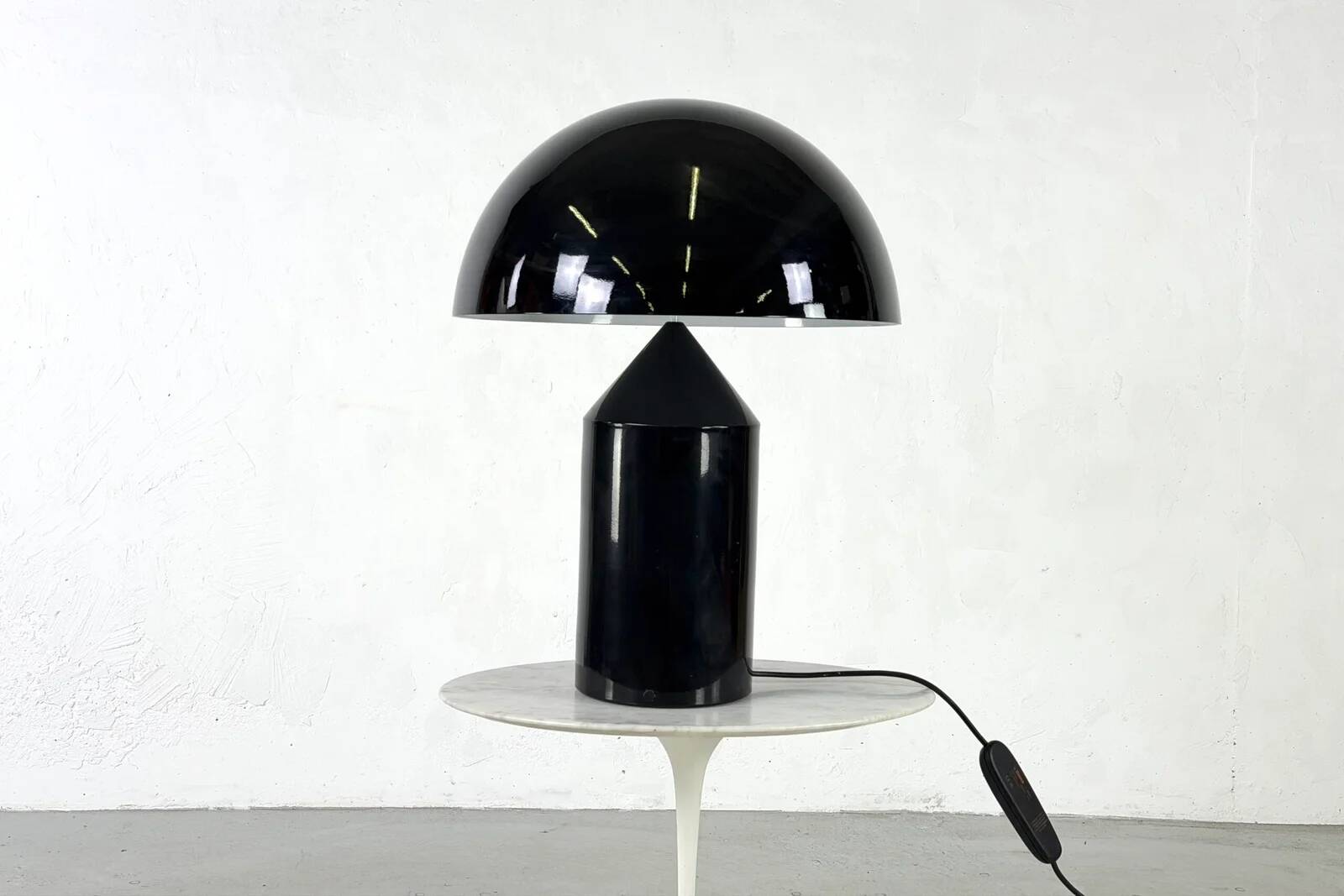 Lampe de table Atollo 233 par Vico Magistretti pour Oluce - 1970s