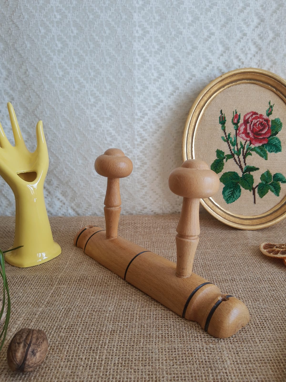 Coat rack 2 wooden hooks - vintage