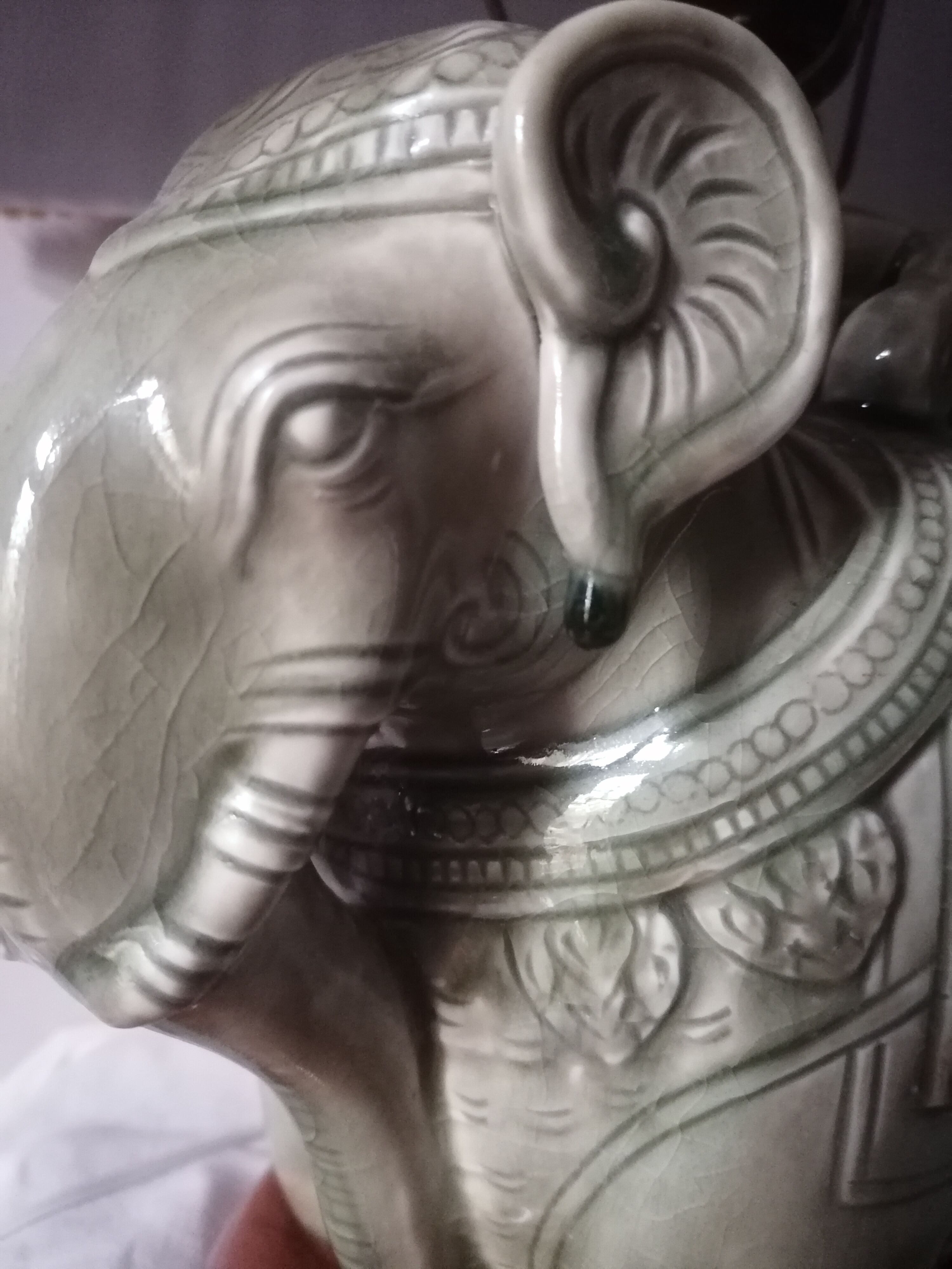 Duo de lampes éléphant en ceramique