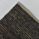 Tapis kilim de couloir marron foncé vintage