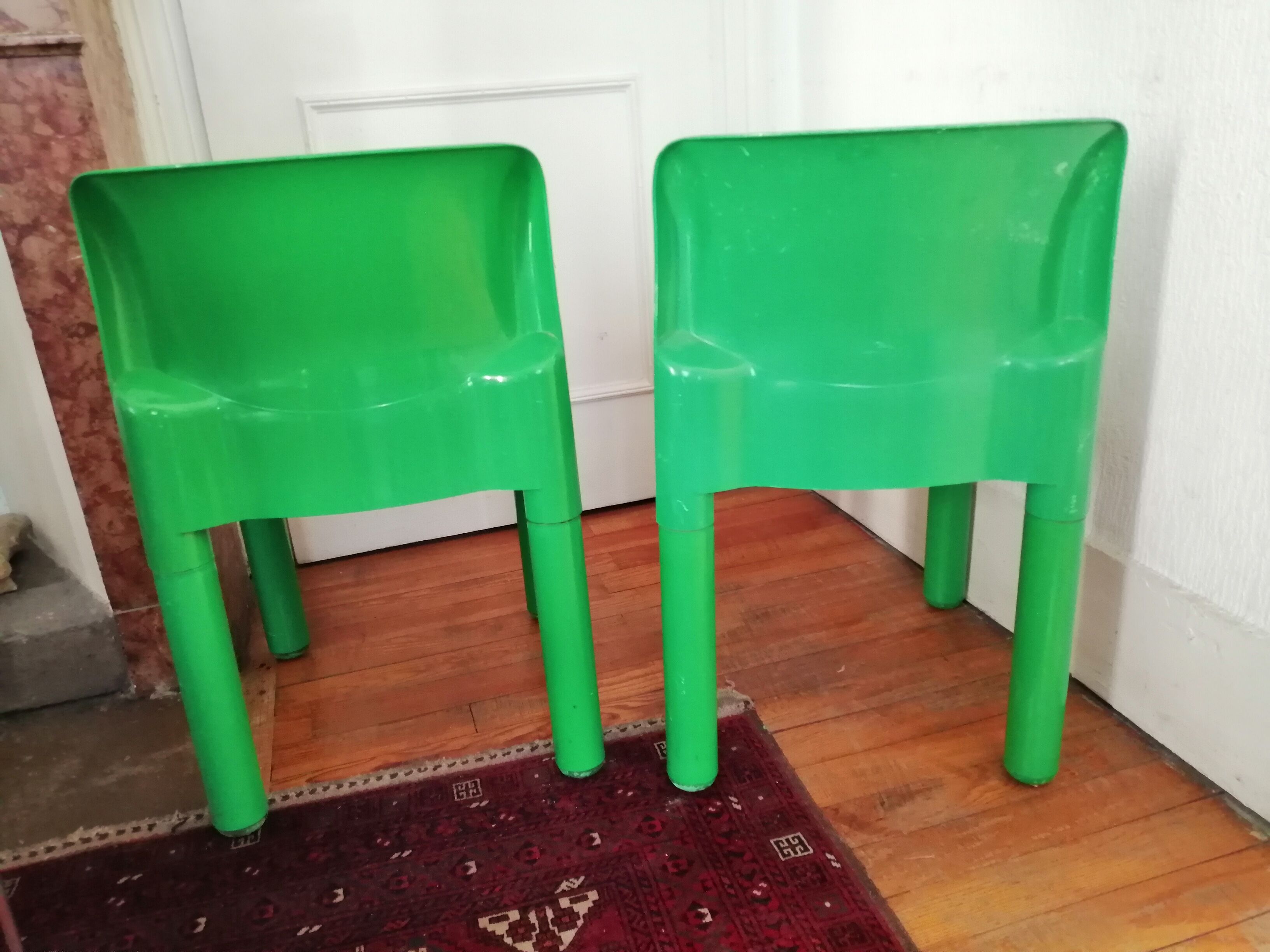 Pair of chairs. Carlo Bartoli. Kartell. Model 4875