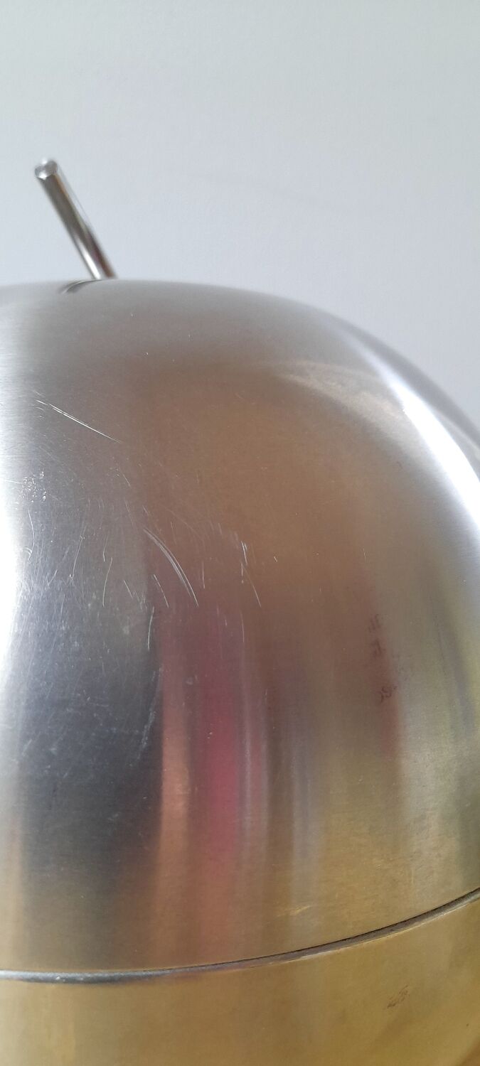 Pomme en inox brossé 70s