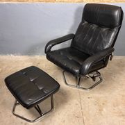 Chrome leather footrest in Danish design by Unico