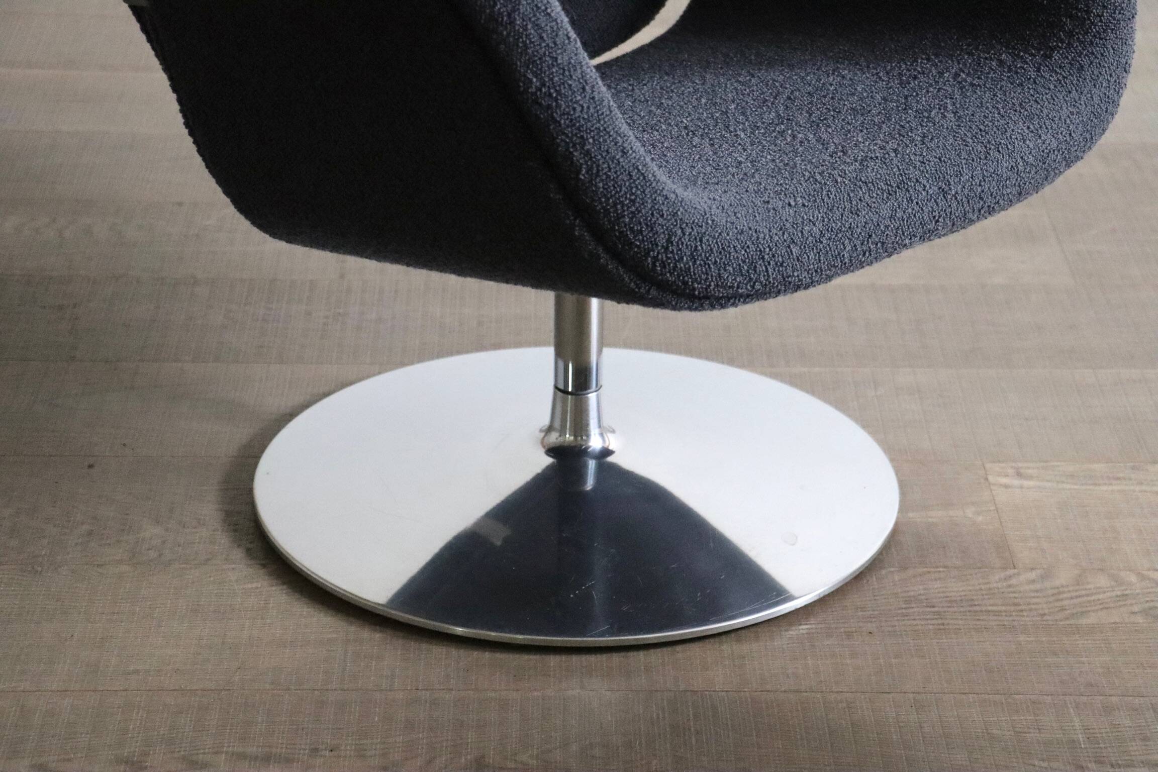 Artifort F545 Big Tulip With Ottoman By Pierre Paulin