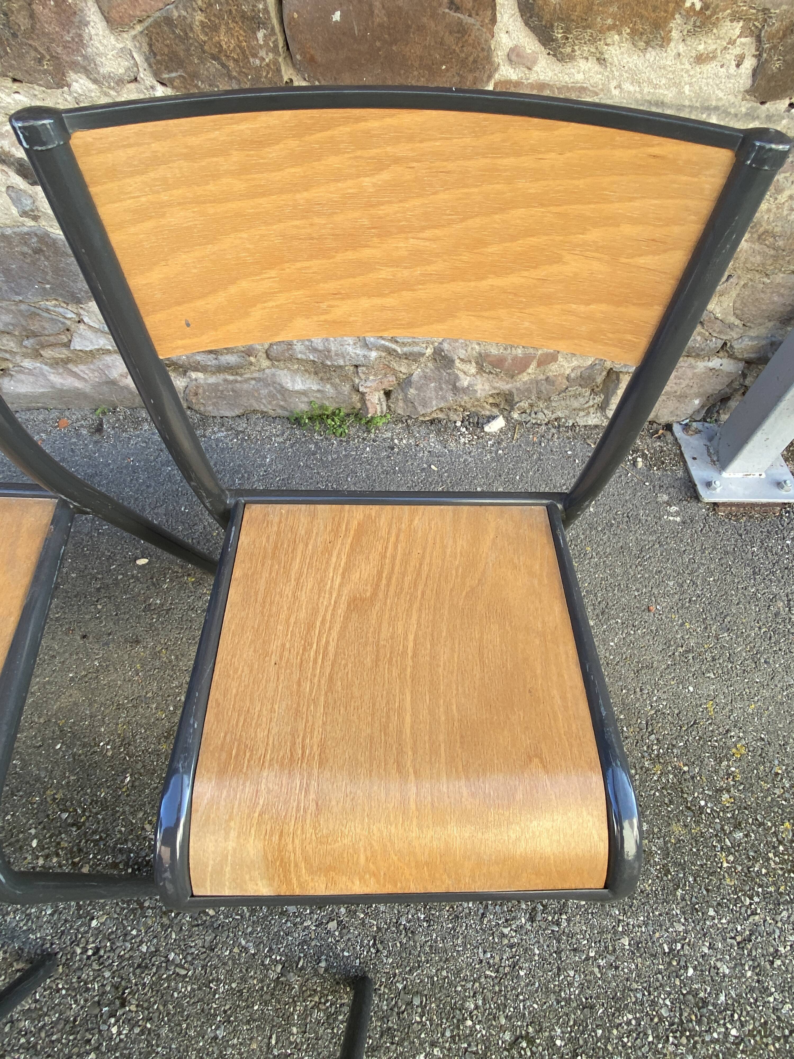 Lot de 8 chaises industrielles école  vintage collectivités mullca delagrav