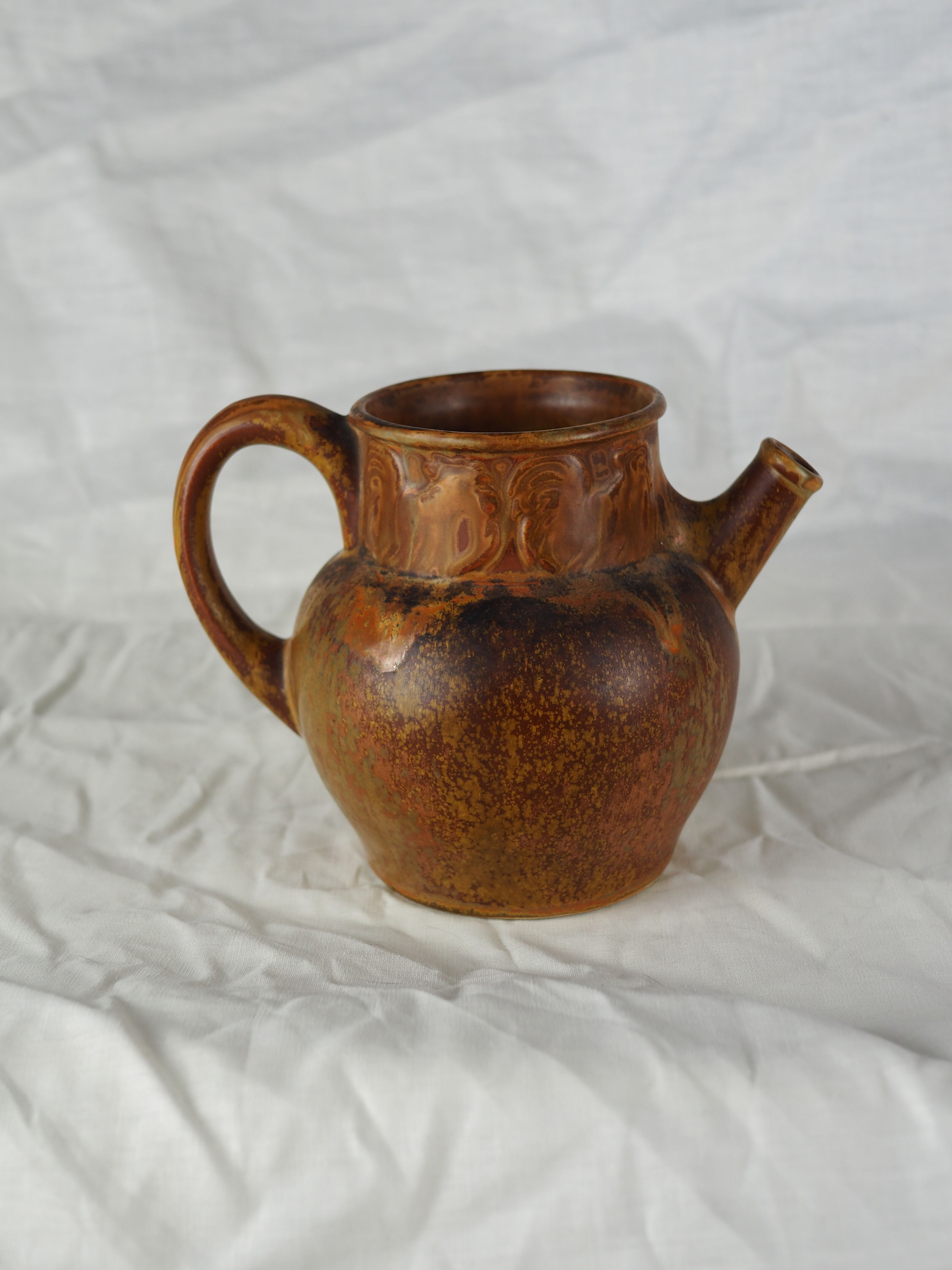 Rooster frieze pitcher, glaze with warm brown drips, ochre and volcanic - Denbac - 30s