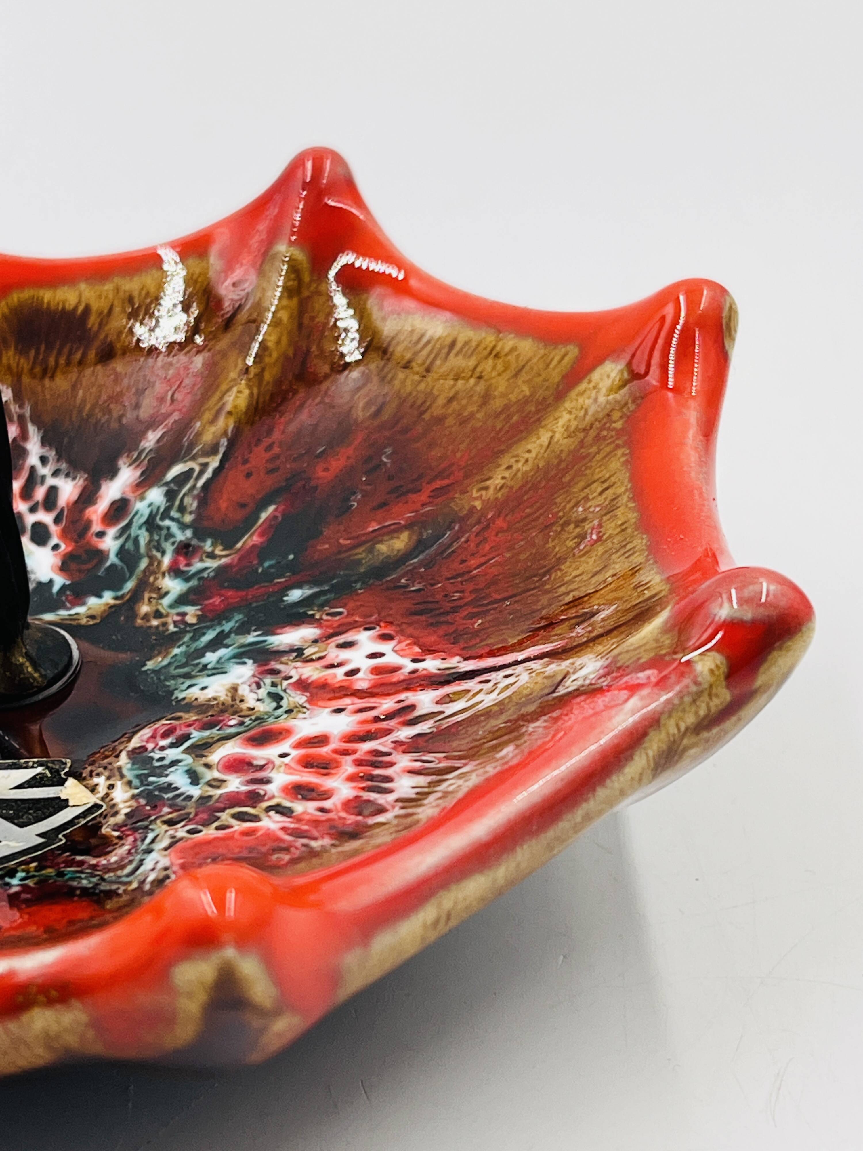 Vallauris aperitif umbrella server