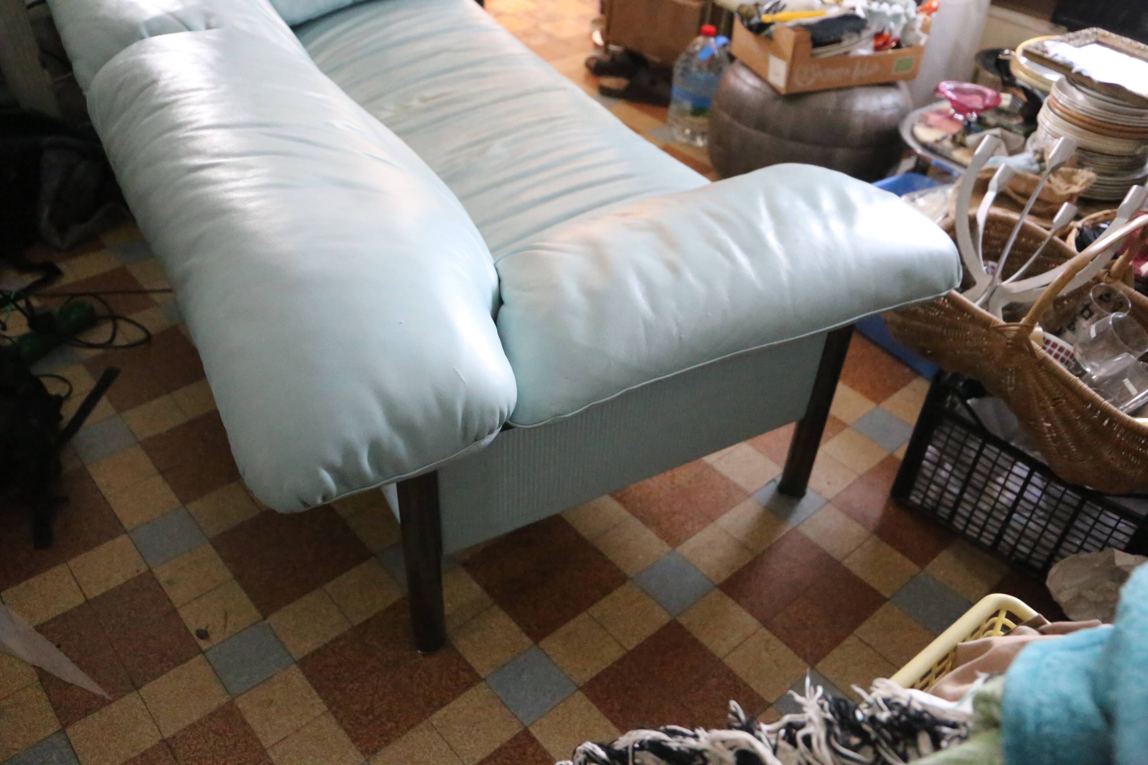 Pausa Armchair by Poltrona Frau, 1990