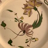 2 plates and 1 dish in Samadet earthenware