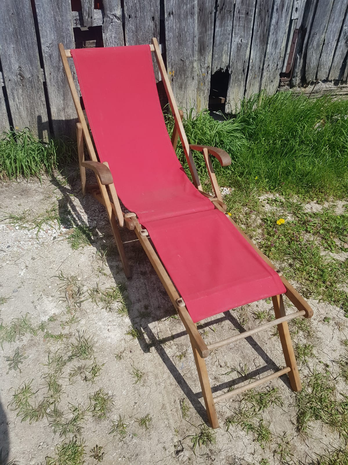 Former pliante long chair - wood foot rest - vintage red fabric