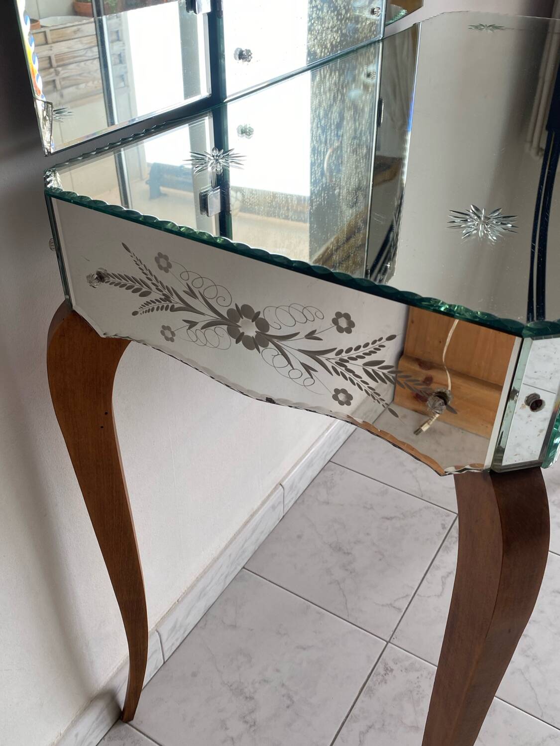 50s Venetian mirrored dressing table