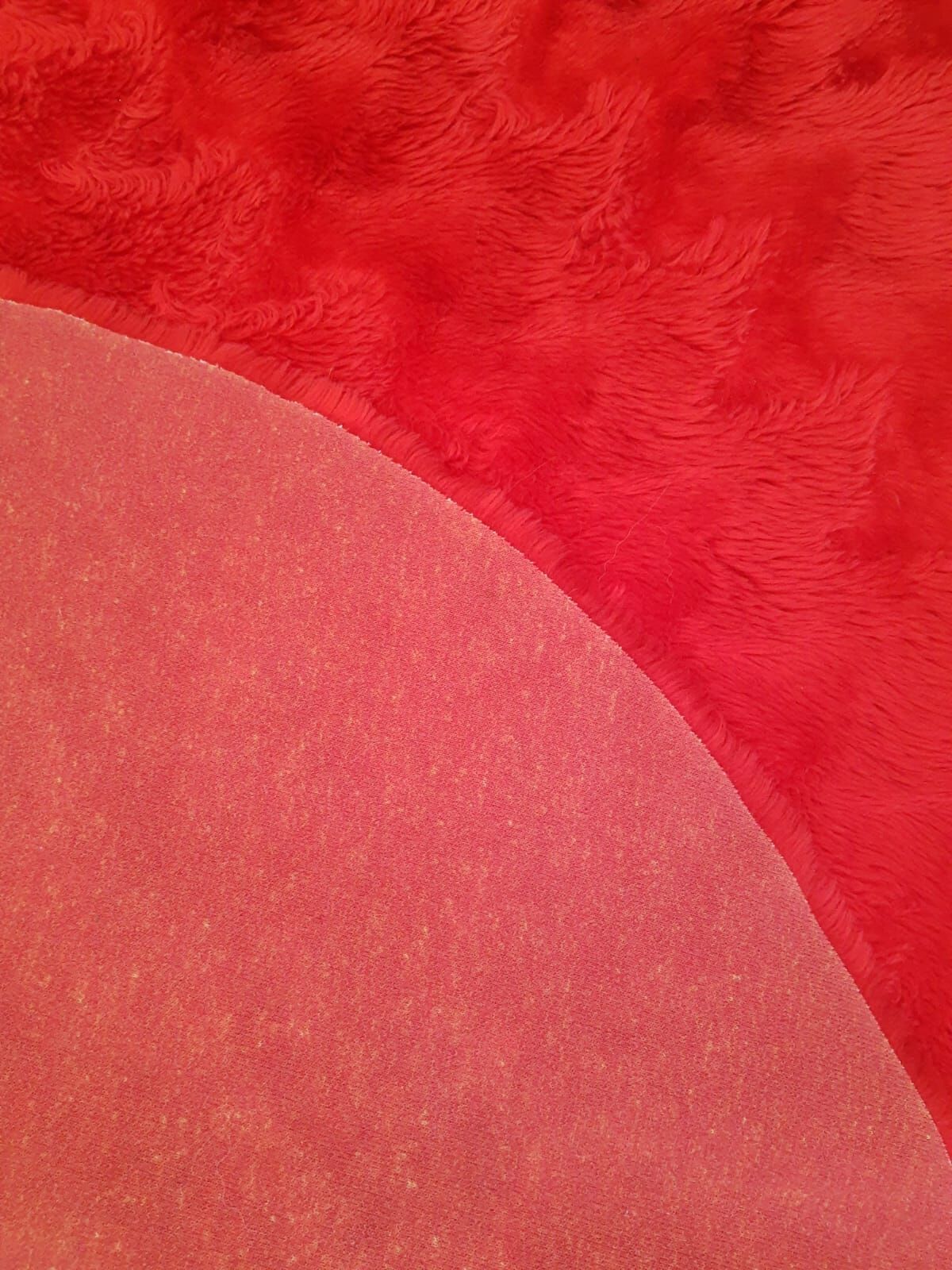 Round carpet in red moumoute style pelfran diameter 130cm vintage