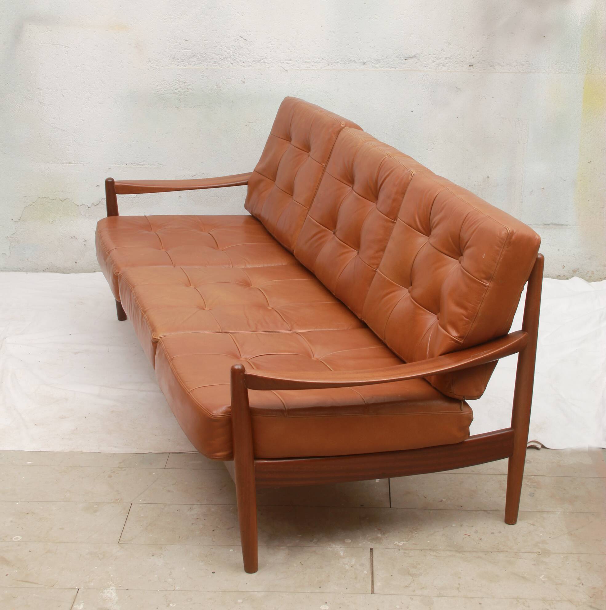 1960s 3-seater Sofa in leather