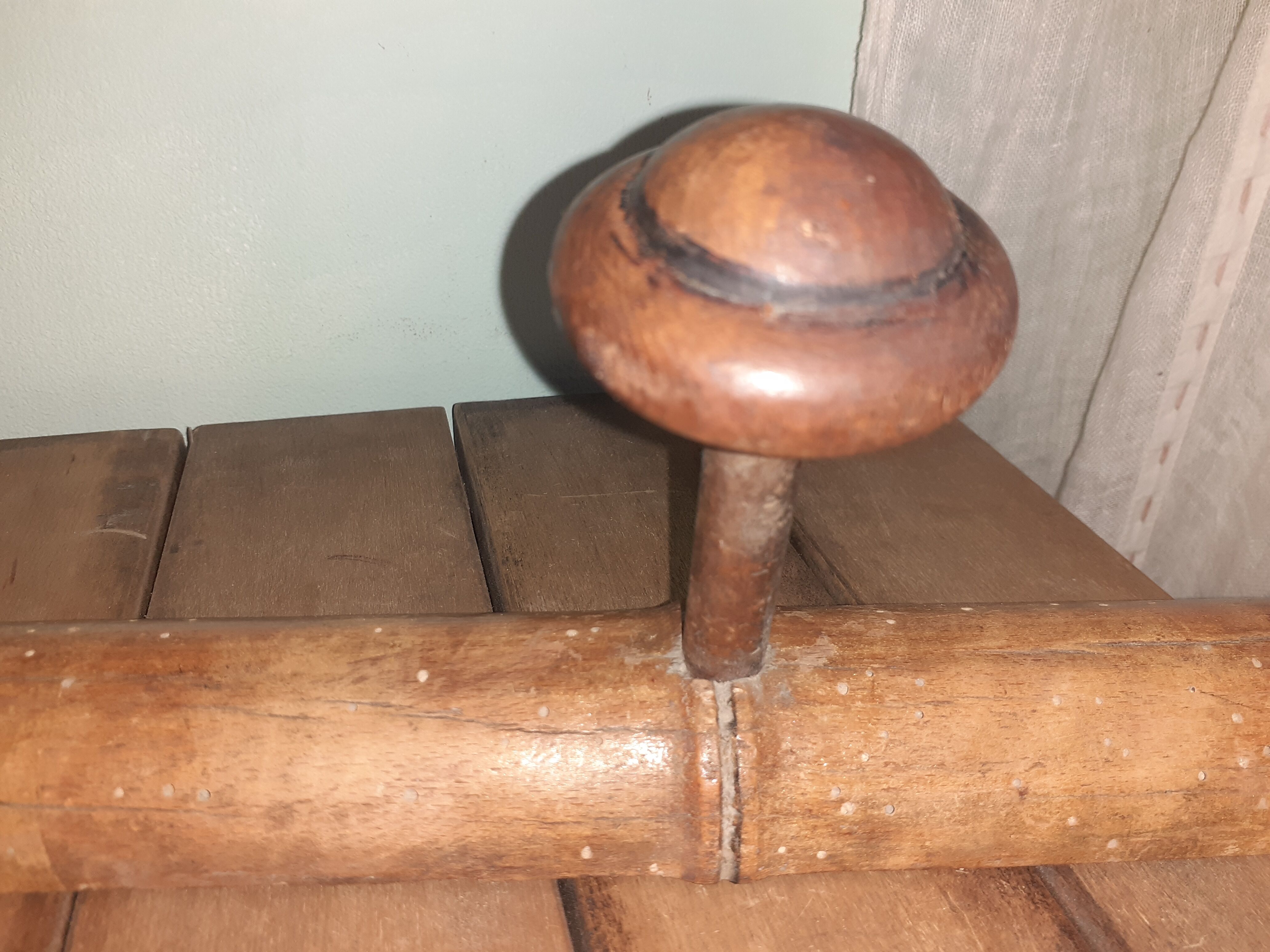 Coat rack 3 patères, wooden - Vintage bamboo shape