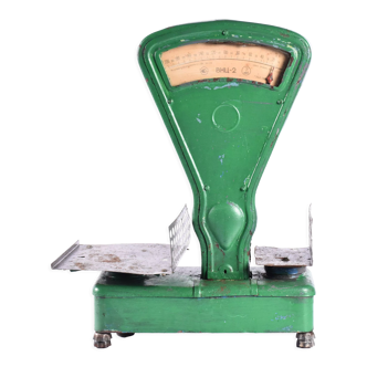 Old kitchen scale