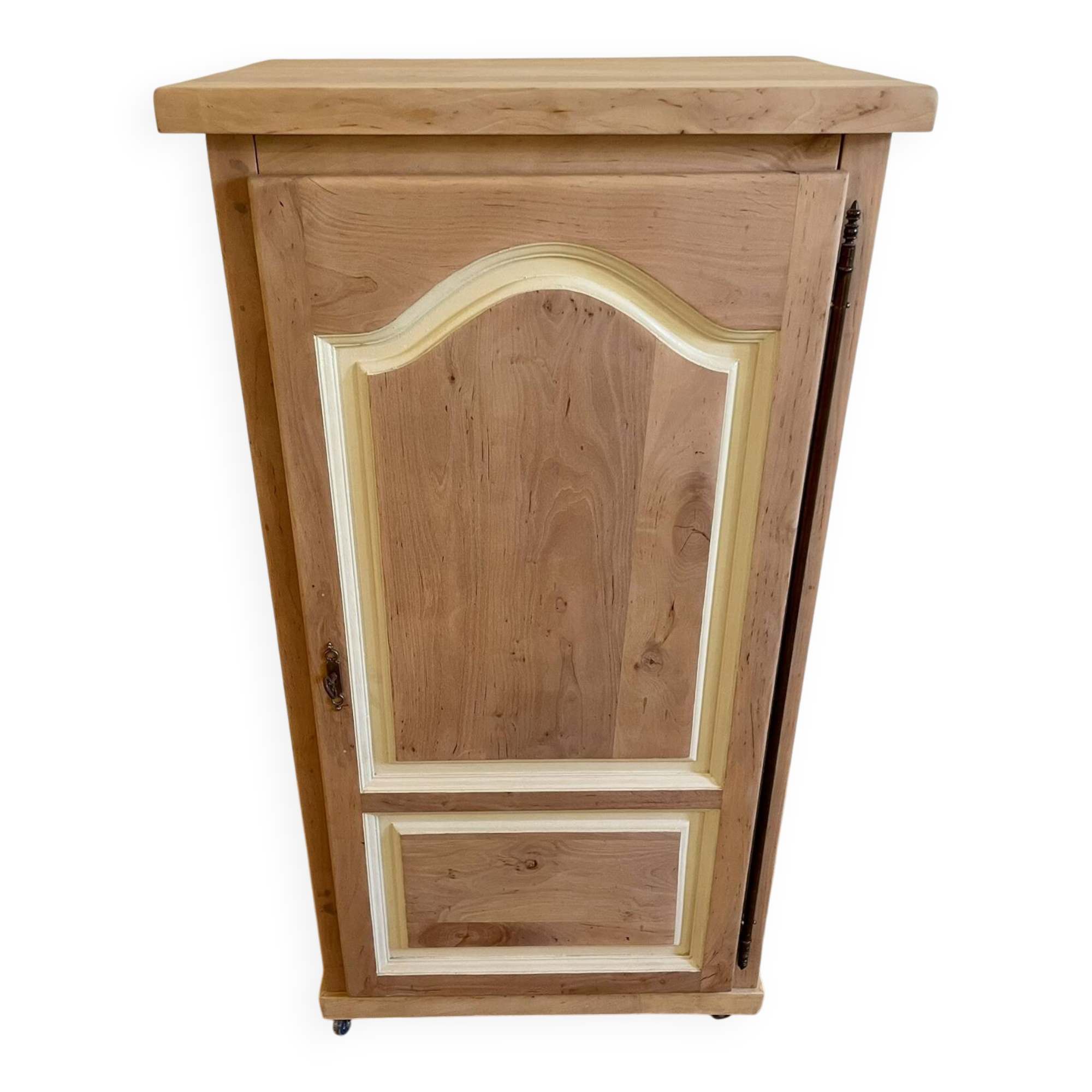 Meuble Hifi ou confiturier