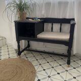 TELEPHONE TABLE ENTRANCE