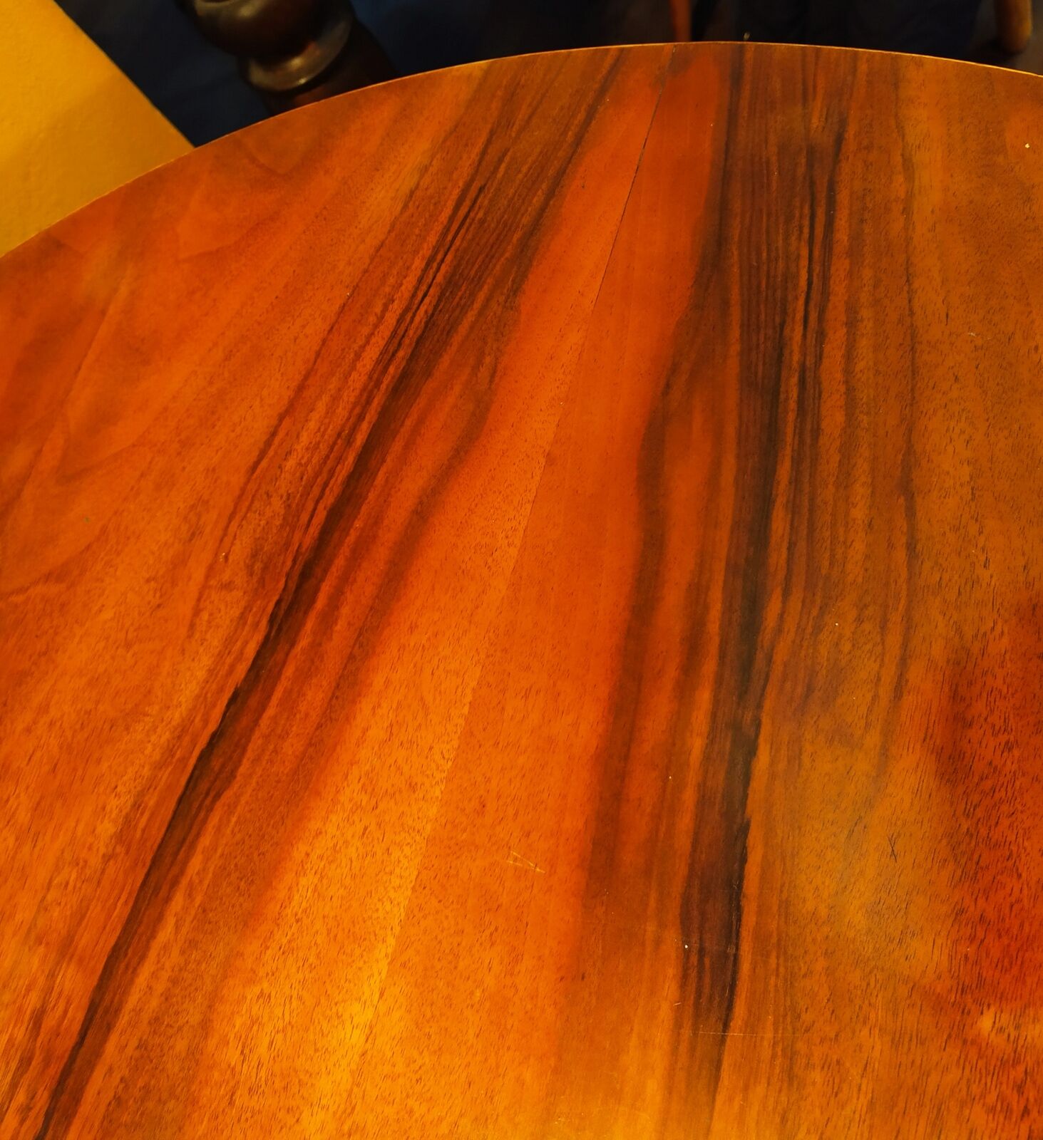 Post-decò italian round table,1950s