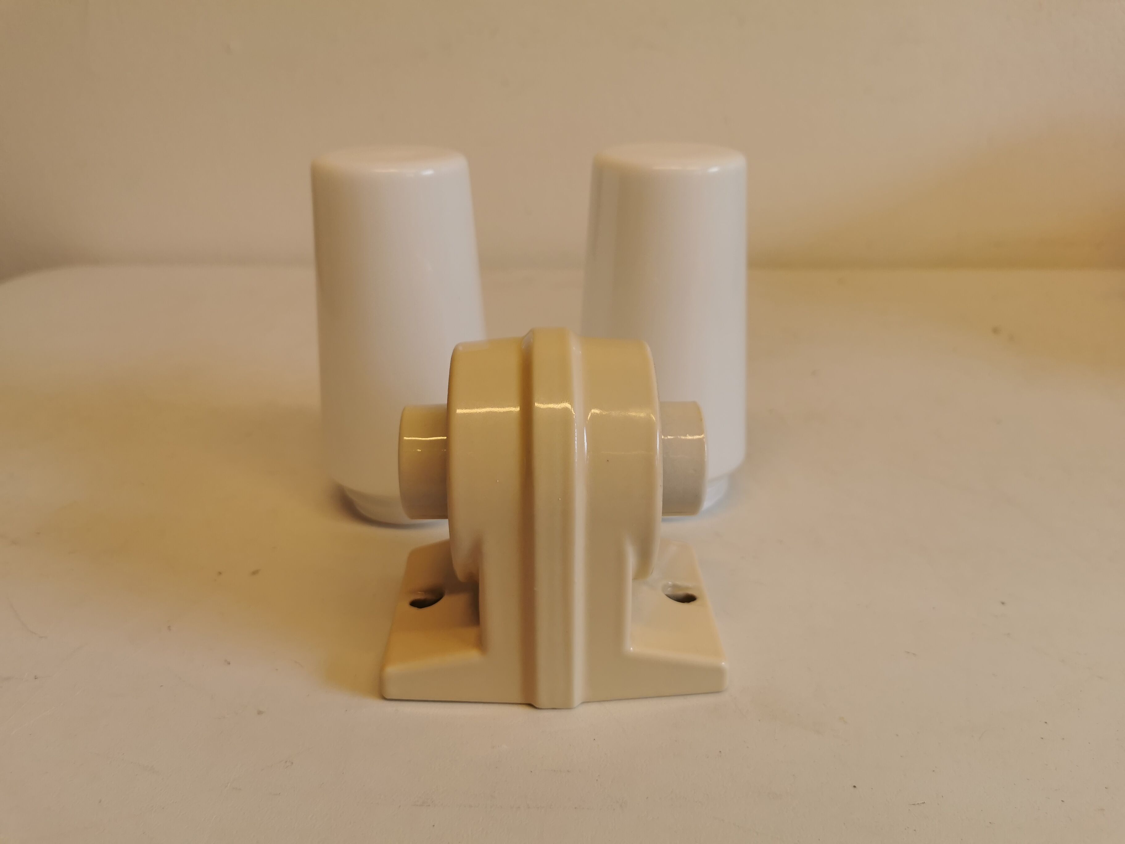 Bathroom/wall lamp designed by Sigvard bernadotte for IFÖ Sweden, Model 6060.