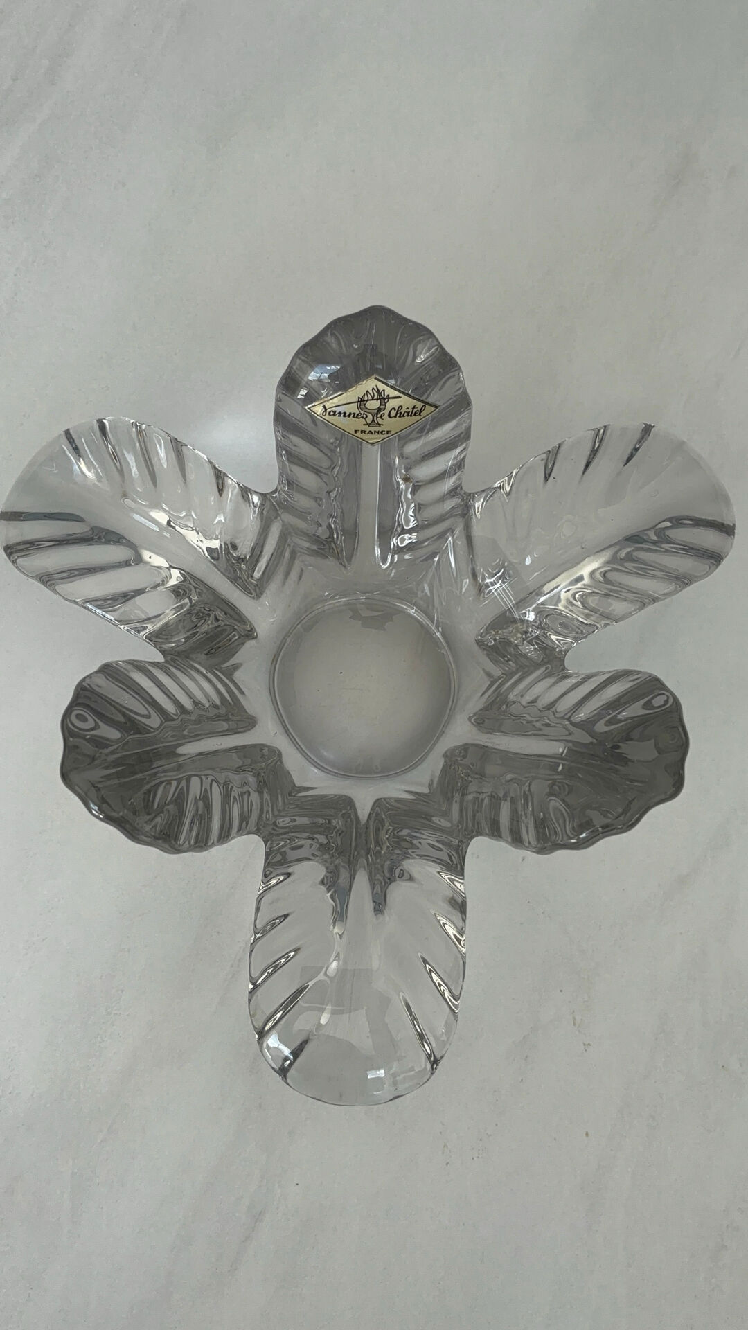 Vide-poche vintage Vannes-le-Châtel en cristal formant fleur
