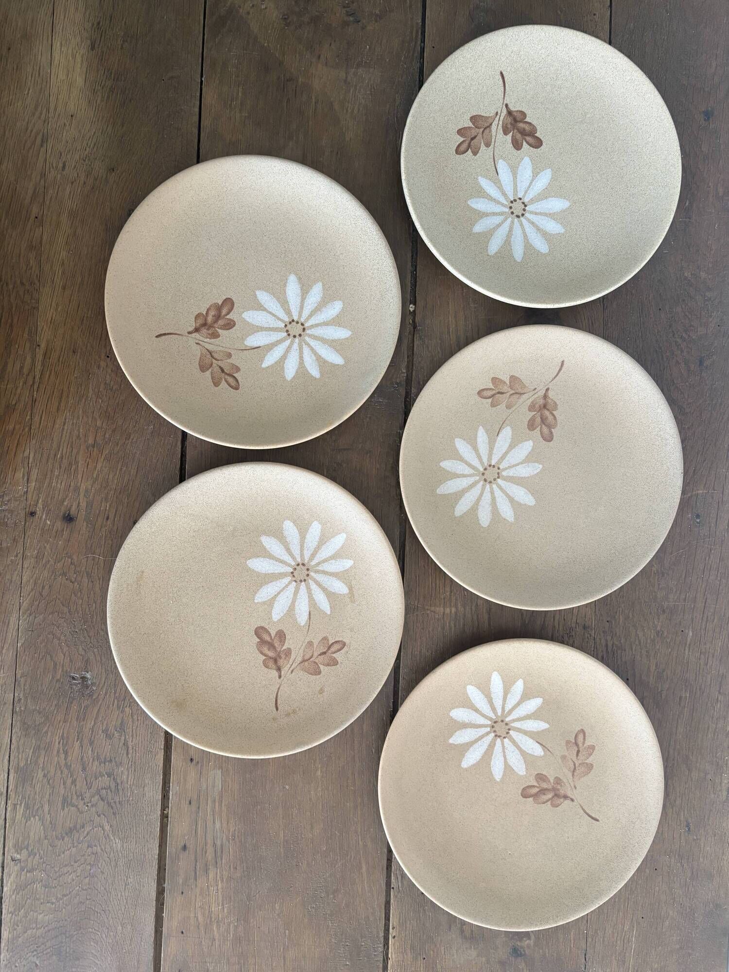Vintage Autumn tableware from Saint-Amand – 16 pieces