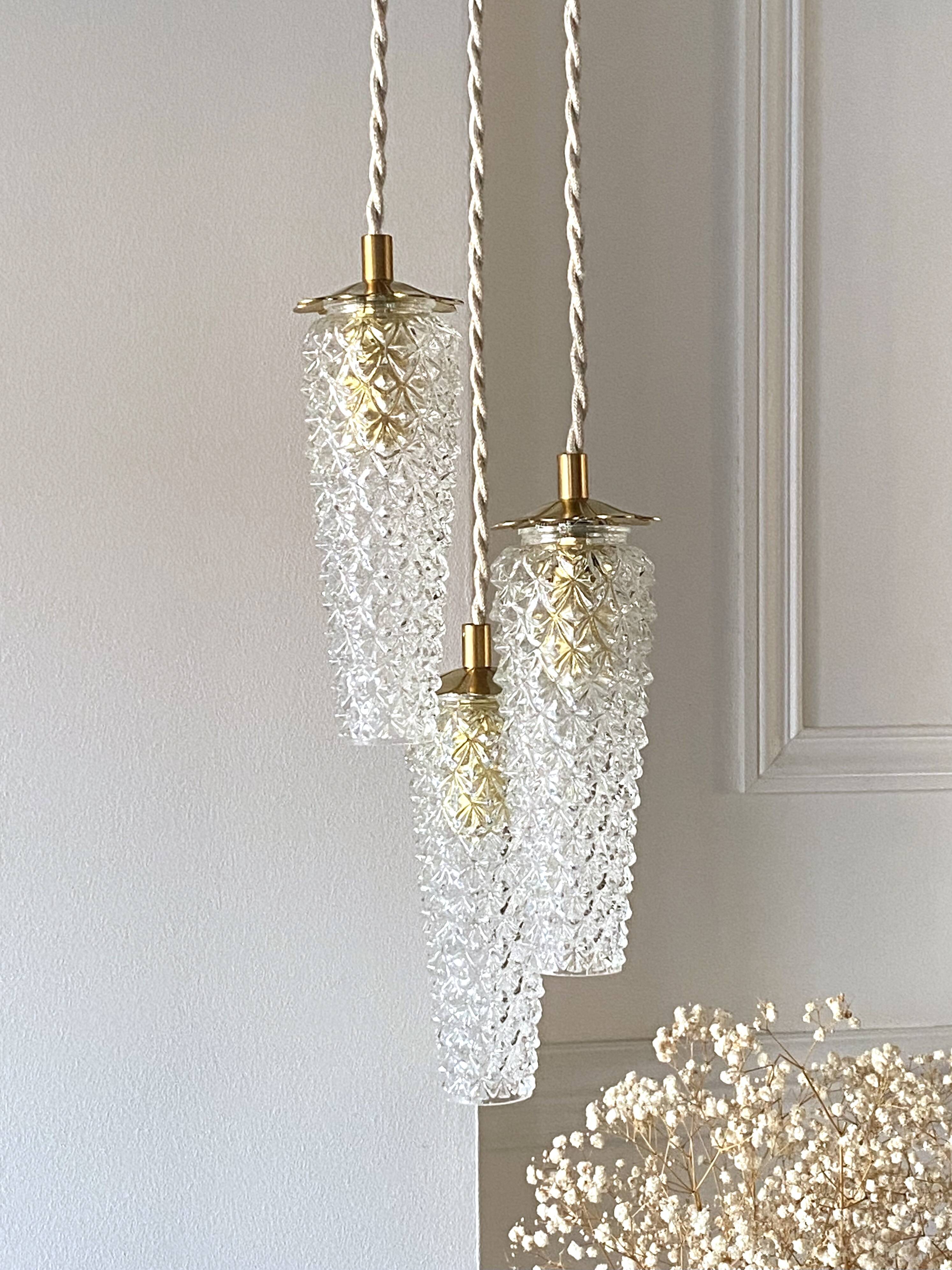 Waterfall pendant light 3 vintage tulips