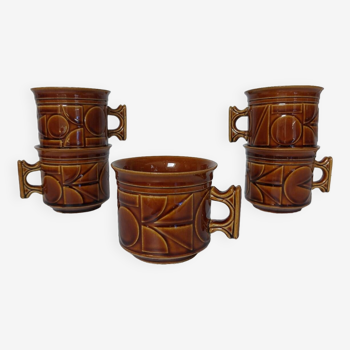5 vintage coffee cups geometric patterns