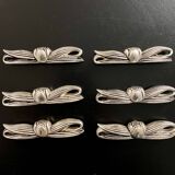 6 metal bow-shaped knife holders