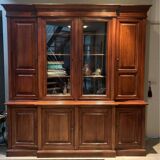 Solid wood display cabinet