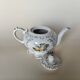 Teapot with lemon decoration