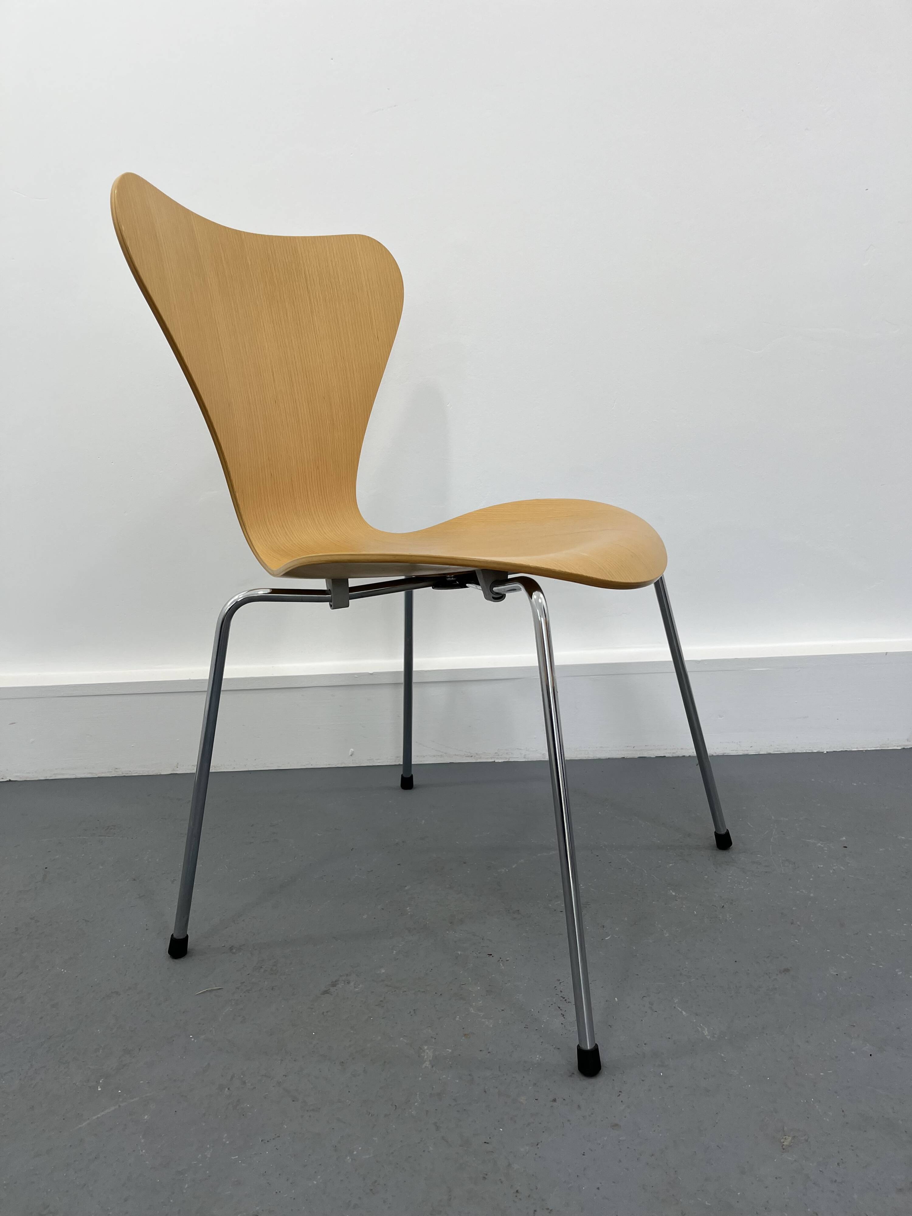 Chairs 3107 by Arne Jacobsen for Fritz Hansen, 1990s