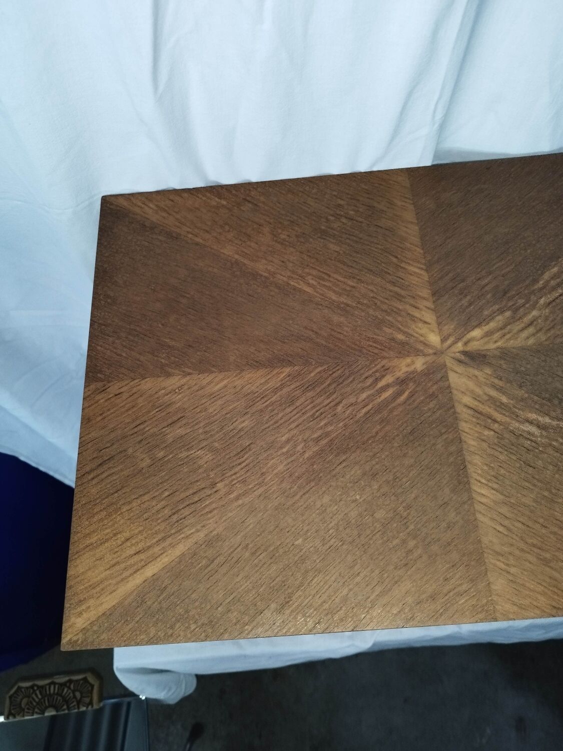 Coffee table from the 50s spindle feet