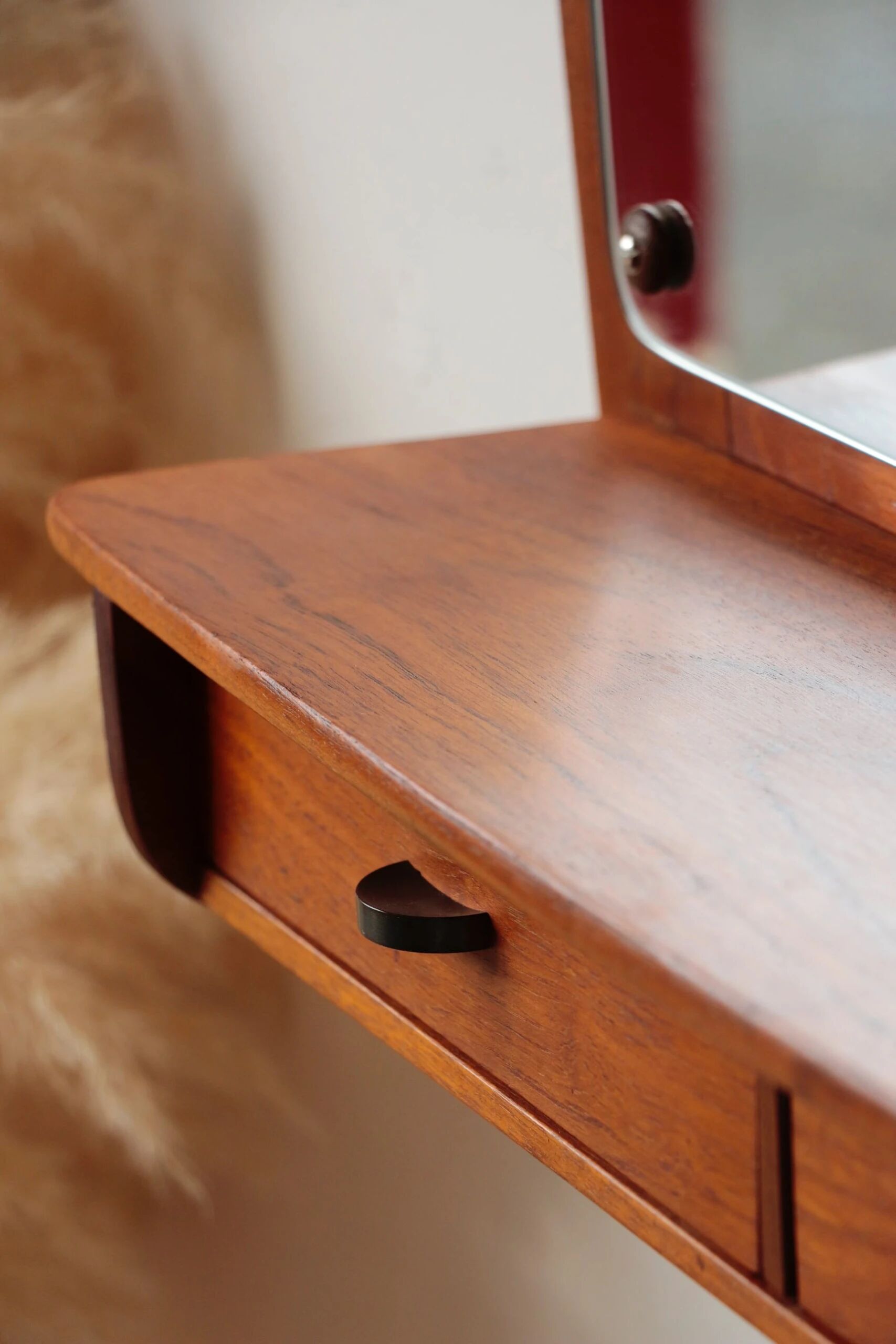 Scandinavian wall mirror in teak with drawers – mid-century Danish design