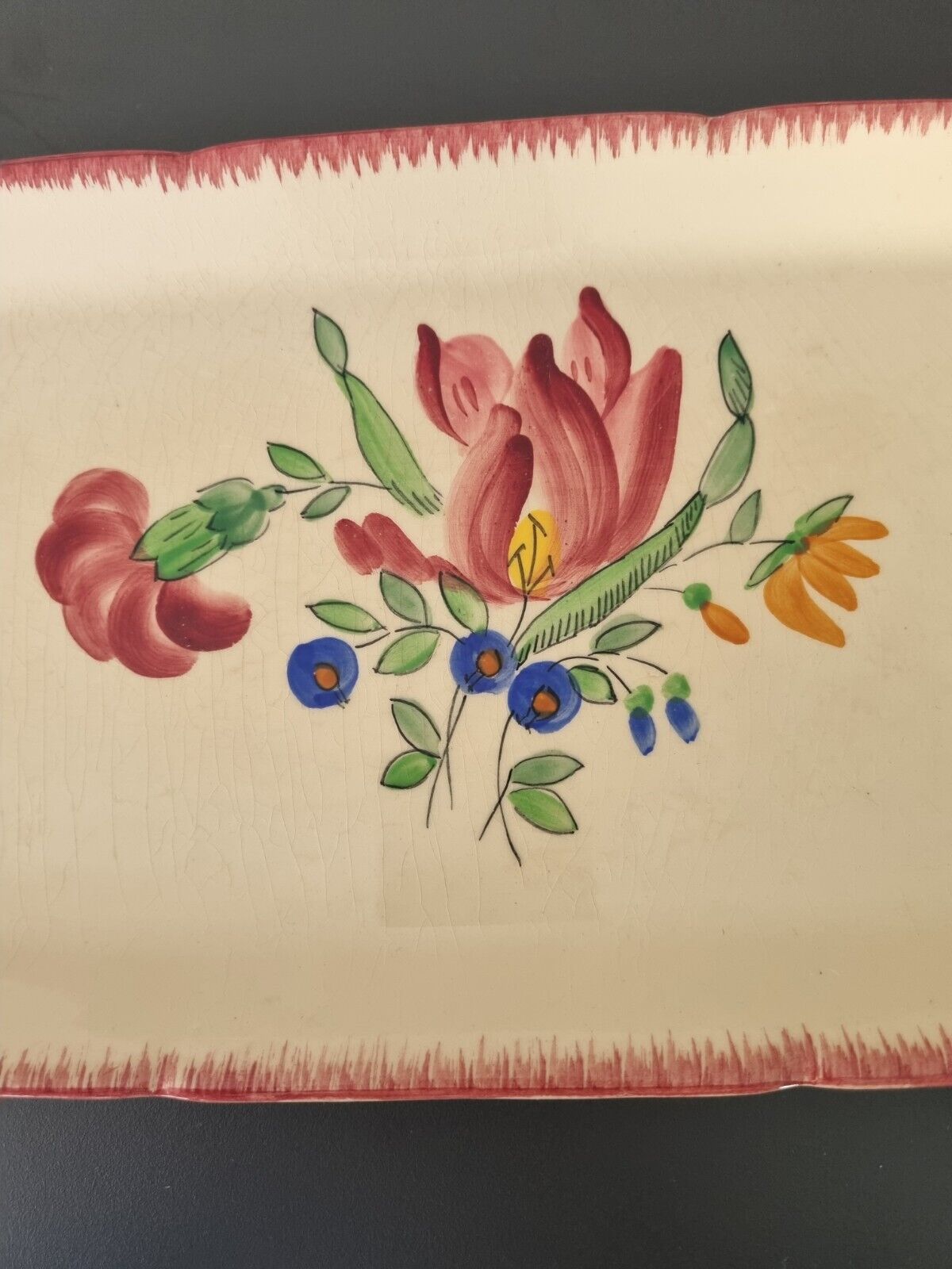 Trianon model cake dish in earthenware from Longchamp