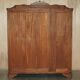 Armoire triple en placage de noyer Waring & Gillow