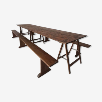 Large firm table and two benches